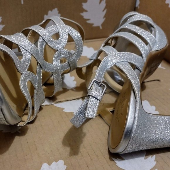 Naturalizer Cameron Sandal Sling Heels Strappy Silver Platform 8.5 ~ Hardly worn - Picture 3 of 11